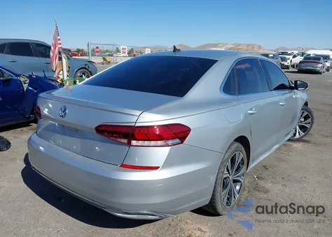 2021 Volkswagen Passat 2.0T Se z USA, uszkodzony, nr VIN 1VWSA7A36MC011948